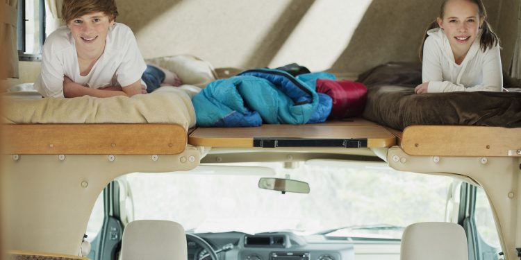 In camper con bambini: le 5 regole d’oro secondo Yescapa