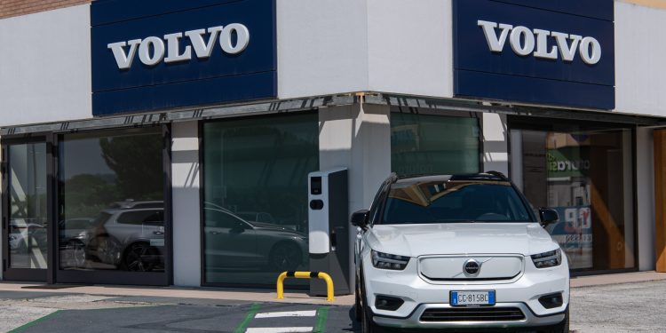 Inaugurata a Civitanova Marche (MC) la stazione Powerstop/Euromotors