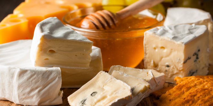 Il 2 e 3 luglio a Valfornace (MC) il festival del miele