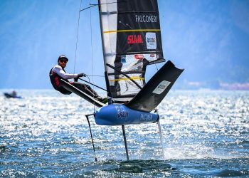 Lago di Molveno: le falene pronte a volare sulle acque del lago trentino