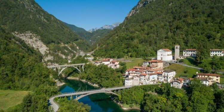 Il 12 e 13 novembre torna la Festa della Pitina nel cuore delle Dolomiti friulane