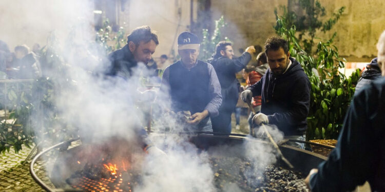 Dall’11 al 13 novembre nel borgo di Capitignano (SA) “San Martino Castagne e Vino”