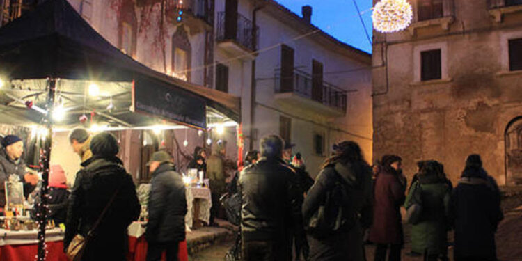 Natale nel borgo di Tussio (AQ): tornano i mercatini tra cibo, food e tradizioni