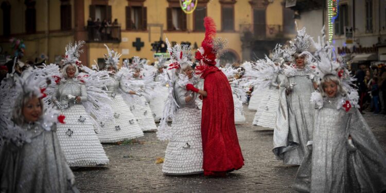 A Ronciglione (VT) torna uno dei carnevali più celebri d’Italia