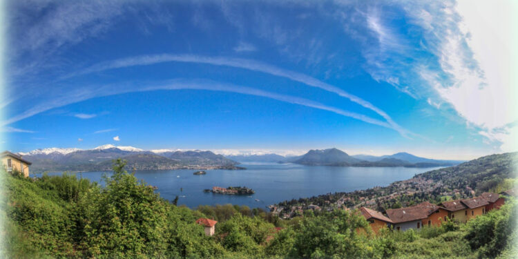 Domenica 5 marzo a Stresa, sul Lago Maggiore, “Vino, Sostantivo Femminile”