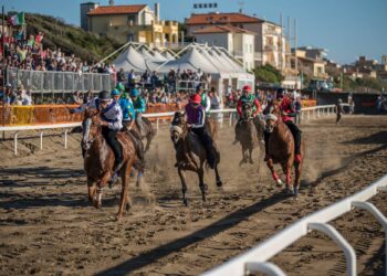 Dal 20 al 23 aprile a Marina di Bibbona (LI) torna il Palio della Costa Etrusca