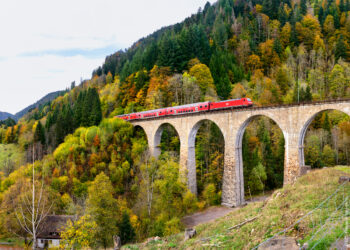 D-Ticket, il nuovo biglietto per viaggiare green & low-cost in Germania