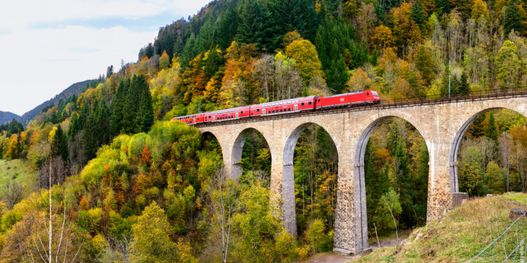 D-Ticket, il nuovo biglietto per viaggiare green & low-cost in Germania