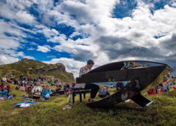 Outdoor Mountain Concert: domenica 9 in Valle Intelvi (CO) arriva il pianista Alessandro Martire