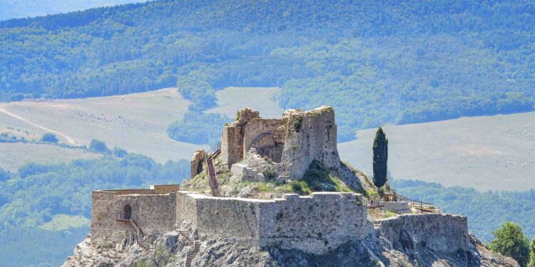 A Castiglione d’Orcia (SI) riapre la Rocca Aldobrandesca