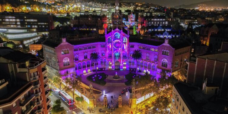 Colori e luci di Natale: a Barcellona arrivano le feste di fine anno