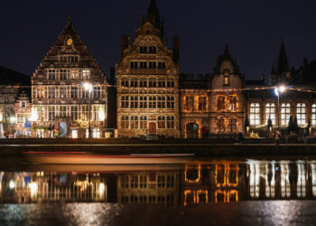 Un inverno di luci in Belgio: dal 31 gennaio al 4 febbraio a Gent torna il Light Festival