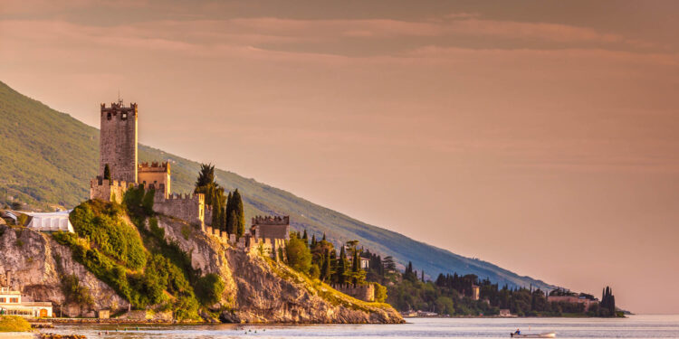 Verona e le terre veronesi: storia e quotidianità all’ombra delle cinta murarie