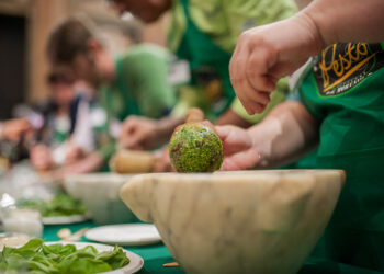 Sabato 23 marzo al Palazzo Ducale di Genova il Campionato Mondiale del Pesto Genovese al Mortaio