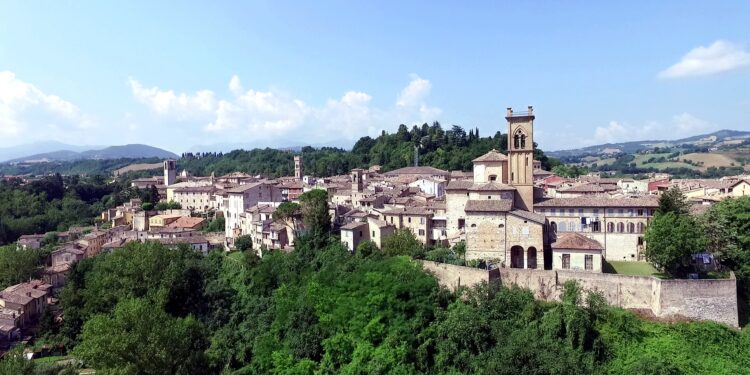 A Pergola (PU) raduno camper di Pasqua tra arte ed enogastronomia