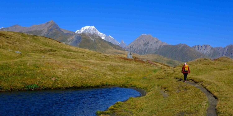 A La Thuile il risveglio primaverile della montagna valdostana
