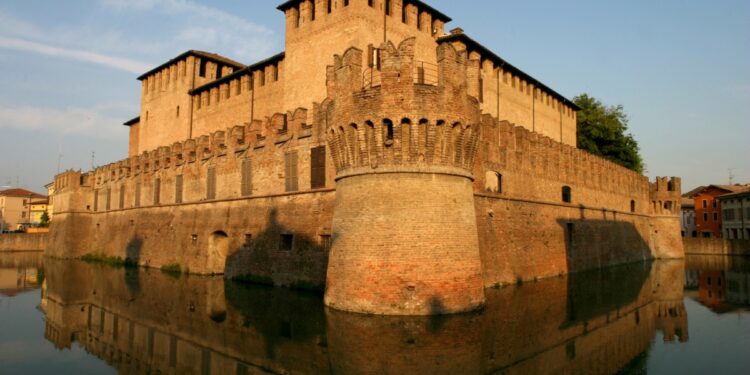 Sabato 4 maggio alla Rocca di Fontanellato (Parma) “DeguSTARE in Museo”