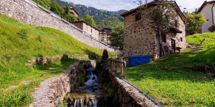 Sabato 29 giugno in Alta Val Brembana torna “Un Borgo di…vino”