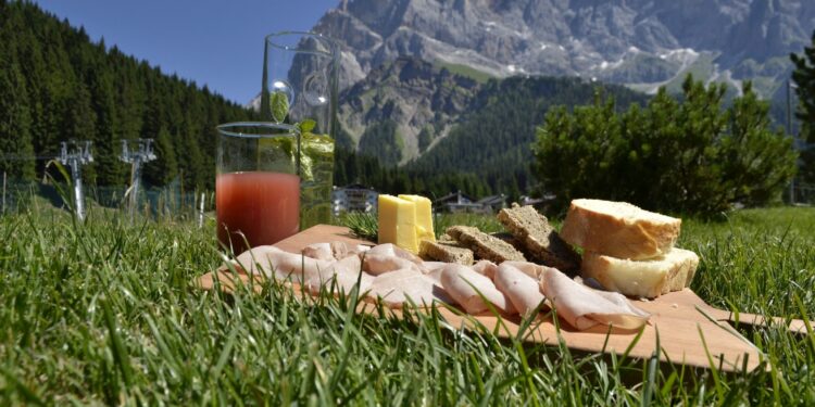 Dal 19 al 22 luglio a Mezzano di Primiero arrivano la Sagra dei Carmeni e la Festa del Carmenin