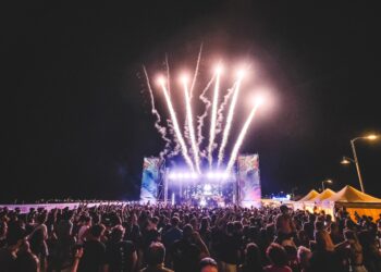 Domenica 11 agosto a Tarquinia Lido si balla con il Festival Summer HOLI 2024