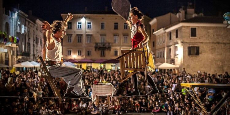 Ferragostia: dall’8 al 16 agosto musica, teatro e magia nel borgo di Ostia Antica