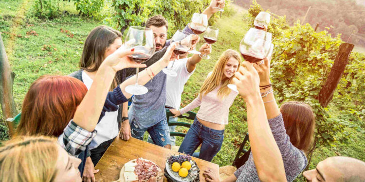 Cantine Aperte in Vendemmia: a settembre e ottobre appuntamento nelle cantine di tutta Italia