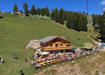 Domenica 8 settembre nel cuore delle Dolomiti arriva la festa delle malghe “König Laurin”