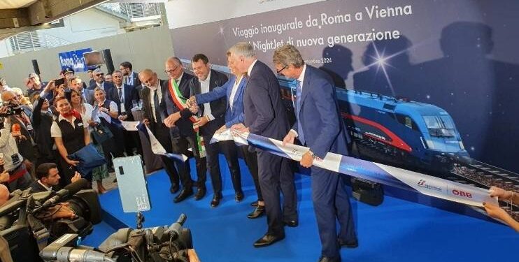 Roma Tiburtina, parte il nuovo treno Nightjet che collega Roma con Vienna e Monaco