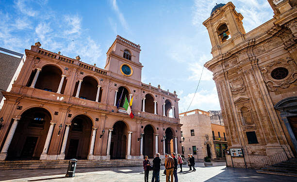 “Insolito Marsala”: dal 2 al 6 ottobre un festival che intreccia enoturismo, arte, tecnologia e ospitalità