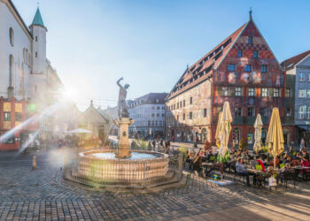 Germania, ad Augsburg si festeggiano i 75 anni della “Strada Romantica”