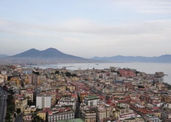 Napoli 2500: la città partenopea celebra un traguardo millenario tra tradizione e contemporaneo