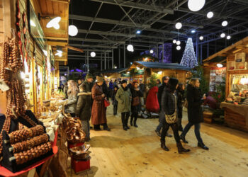 Dal 23 novembre nel cuore di Aosta torna il magico villaggio alpino del Marché Vert Noël