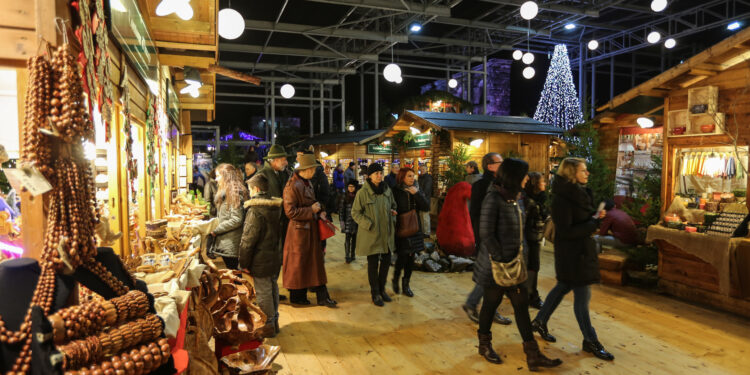 Dal 23 novembre nel cuore di Aosta torna il magico villaggio alpino del Marché Vert Noël