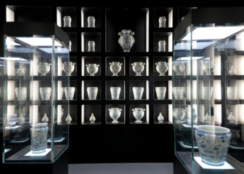 Savona celebra la ceramica blu, simbolo della storia e della tradizione della città