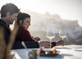 Enoturismo ad alta quota: esperienze gourmet dalle piste da sci ai migliori rifugi dell’Alto Adige