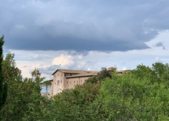 “Passeggiate & buon gusto”: dal 5 aprile escursioni tra natura, cultura ed enogastronomia in Umbria