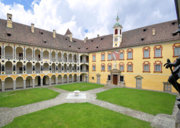 In occasione della Giornata Mondiale dell’Arte, Bressanone mette in luce il suo straordinario panorama artistico