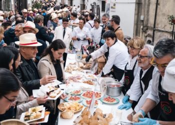 Divina Food Experience: lunedì 28 aprile la festa del gusto a Vietri sul Mare (SA)