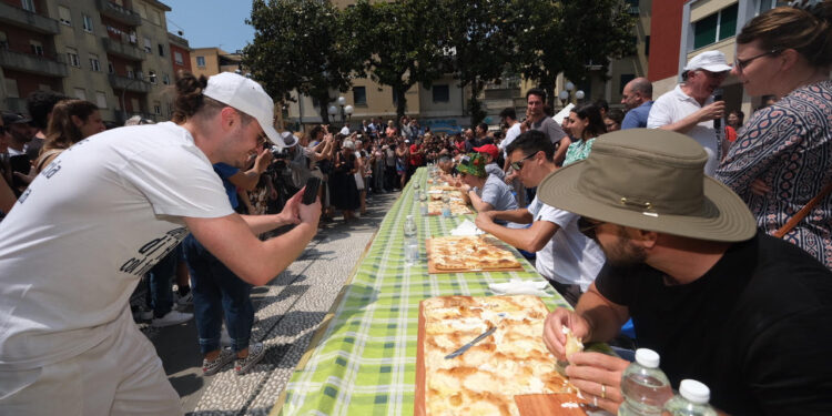 Il 24 e 25 maggio in Liguria torna la Festa della Focaccia di Recco col formaggio IGP