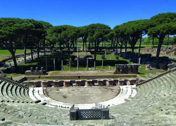 “Dal mare fino al mare”: ad Ostia tanti eventi tra teatro, musica, cinema e passeggiate performative