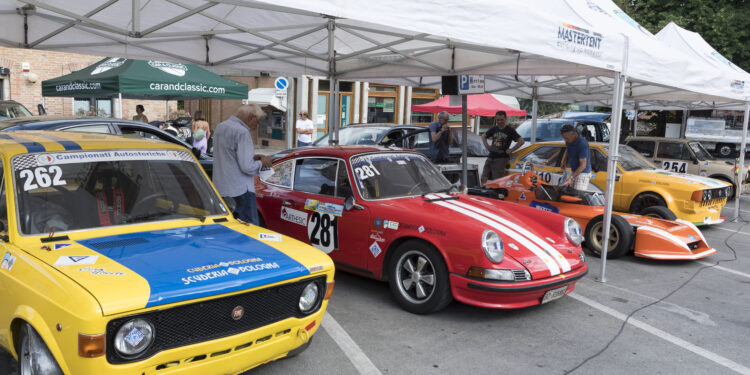 Dal 25 al 27 luglio sui Monti Sibillini torna la gara automobilistica Sarnano-Sassotetto