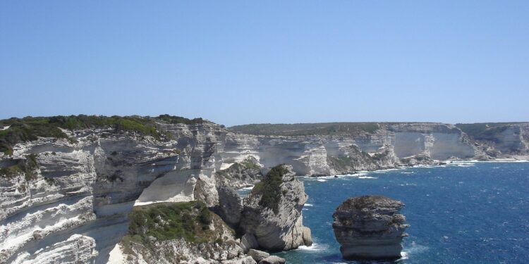 Da Santa Teresa di Gallura a Bonifacio: il tour imperdibile di 3 giorni