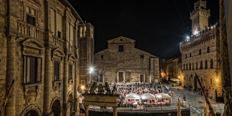Cantine in Piazza: il 22 agosto a Montepulciano torna la festa in Piazza Grande