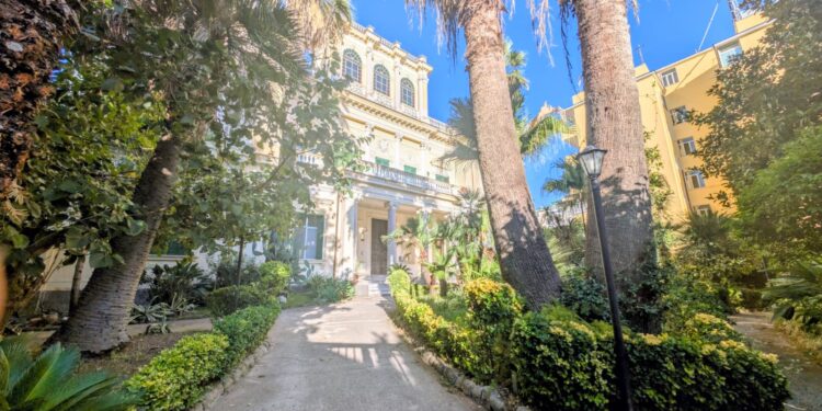 “Secondigliano tra corti e cortili”: tour gratuiti fino al 23 novembre tra ville storiche e masserie