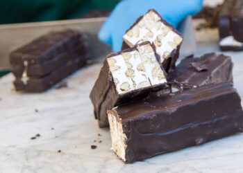 Da sabato 8 a domenica 16 novembre Cremona si fa dolce con la Festa del Torrone