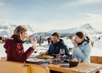 Alta Badia: domenica 14 dicembre torna il Gourmet Skisafari tra gusto e neve