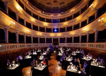 Enogastronomia a teatro: dal 4 al 7 dicembre a Spoleto cibo e recitazione