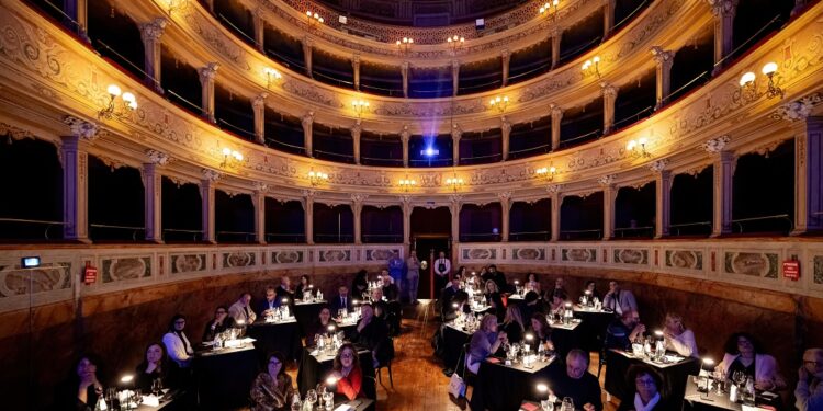 Enogastronomia a teatro: dal 4 al 7 dicembre a Spoleto cibo e recitazione