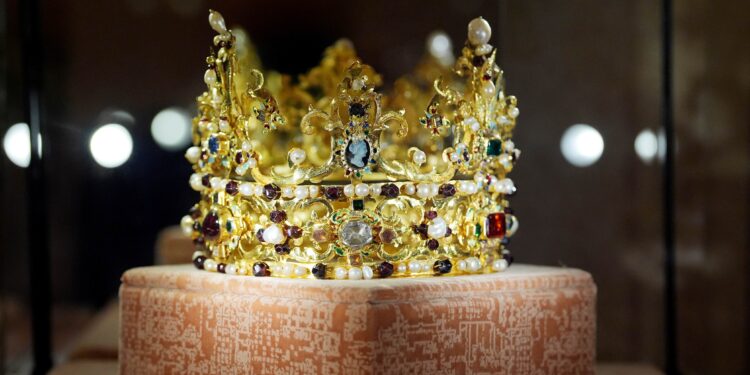 Il Museo del Gioiello di Vicenza presenta la mostra “Gioiello – Italia. Materia Tecnica Arte. Tra Antico e Moderno”