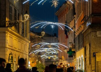 A Natale l’Emilia si illumina di meraviglie tra borghi medievali e città d’arte